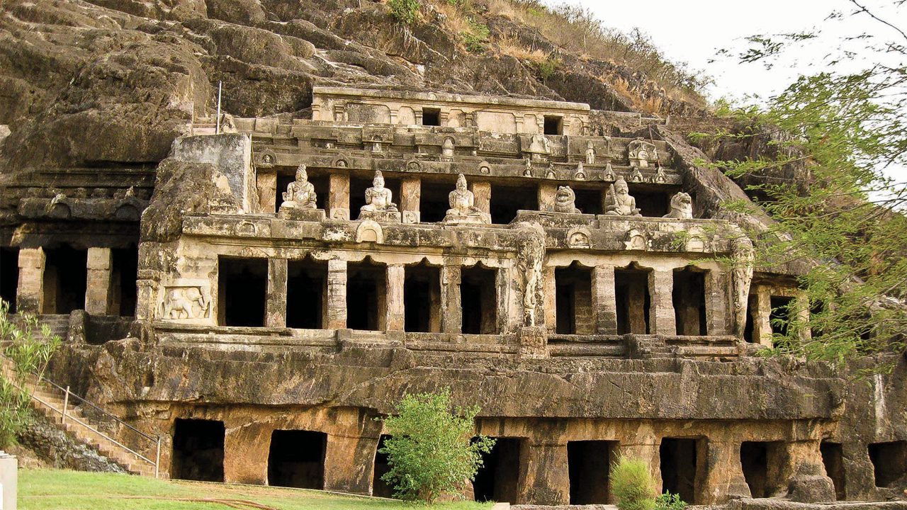 Undavalli Caves